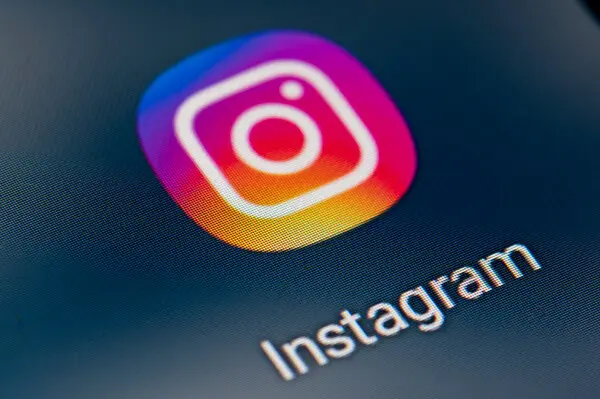 How to switch from a personal account on IG